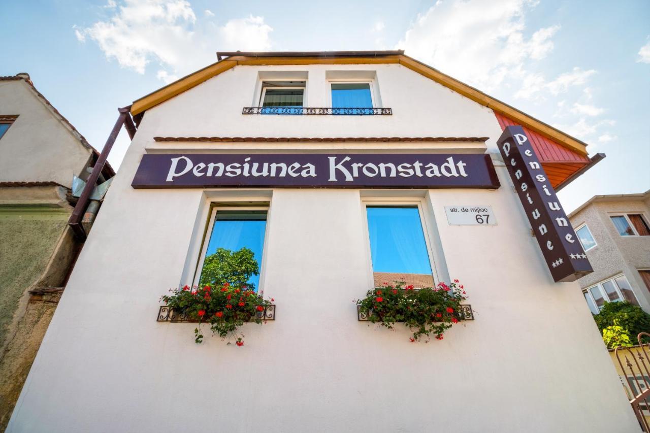 Pensiunea Kronstadt Brasov Luaran gambar